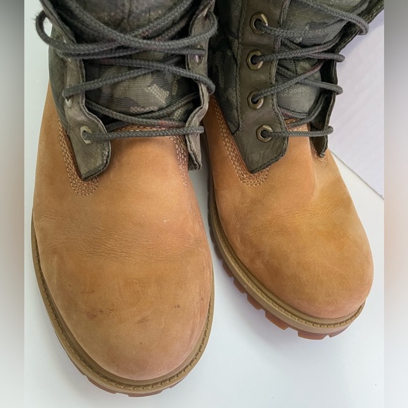 Timberland Puffer Boots in Wheat Camo - Women’s size 8 Youth Boys size 6.5 - Picture 4 of 9